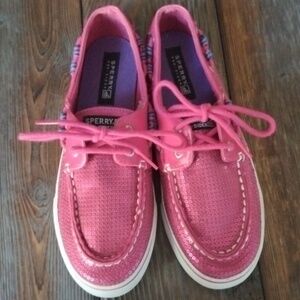 NWT - Kid’s Sperry loafer boat shoes Size 4